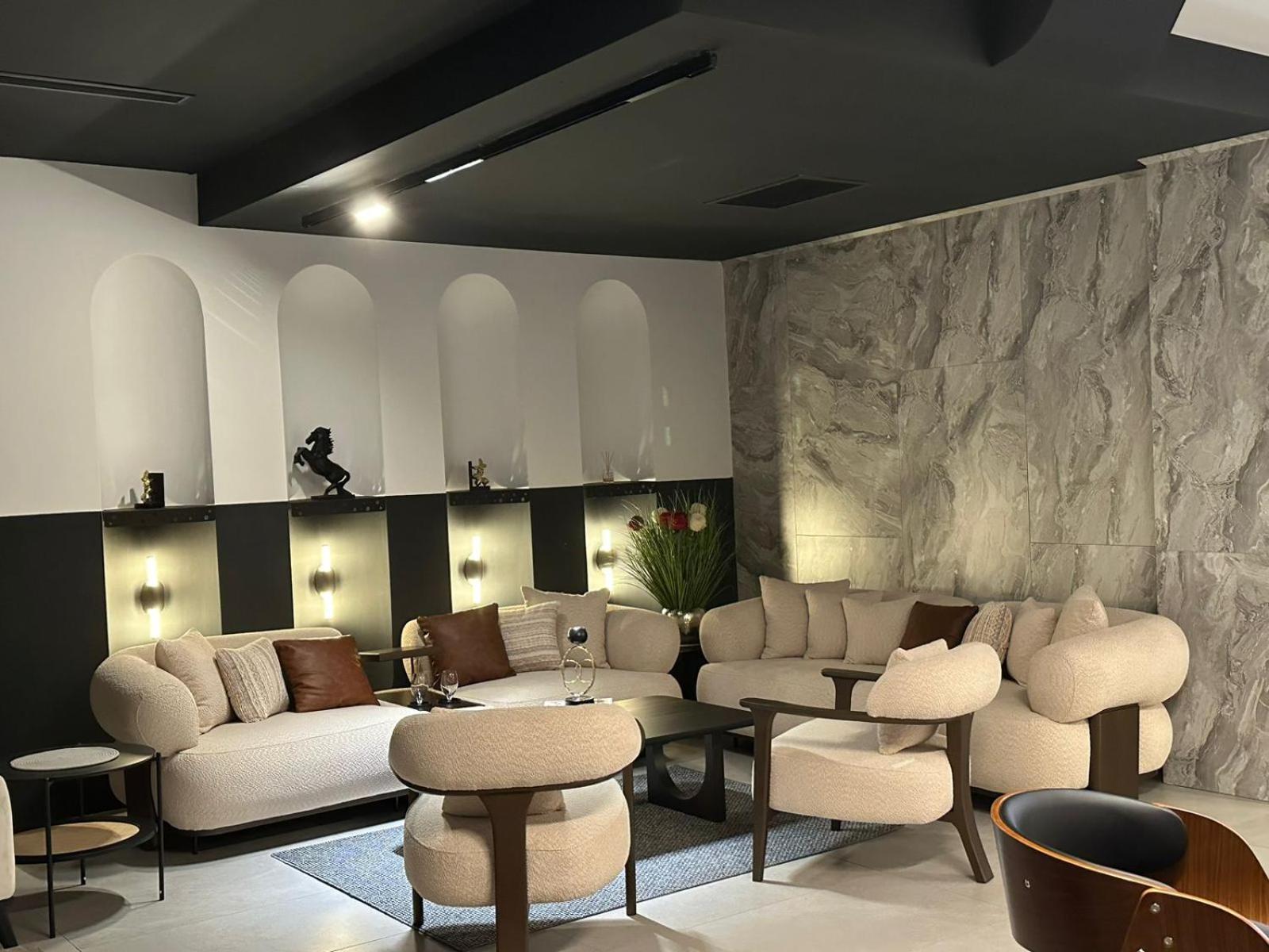 Ador Hotel North Mitrovica Zewnętrze zdjęcie